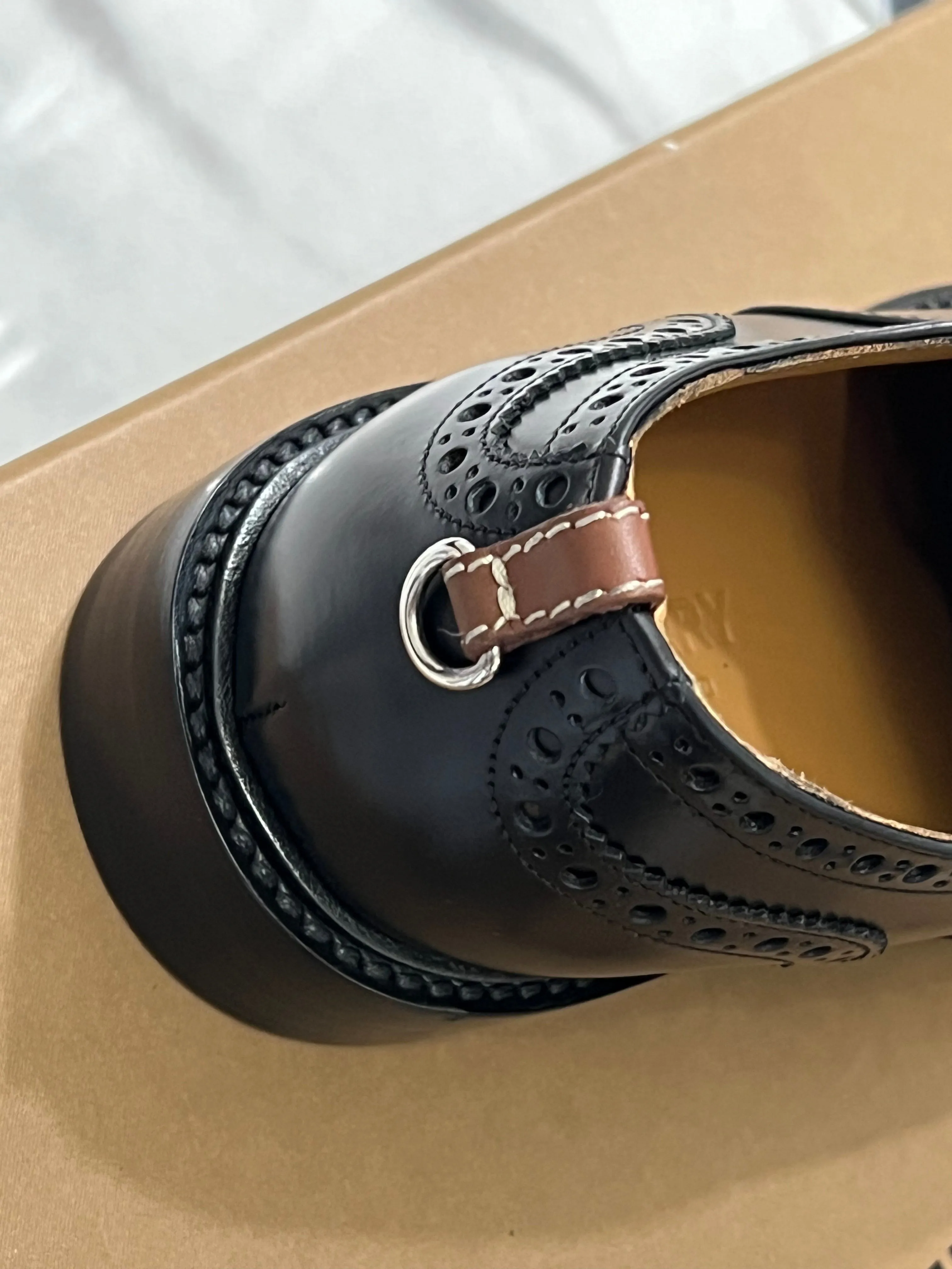 BURBERRY OXFORD BROGUES LEATHER SHOES