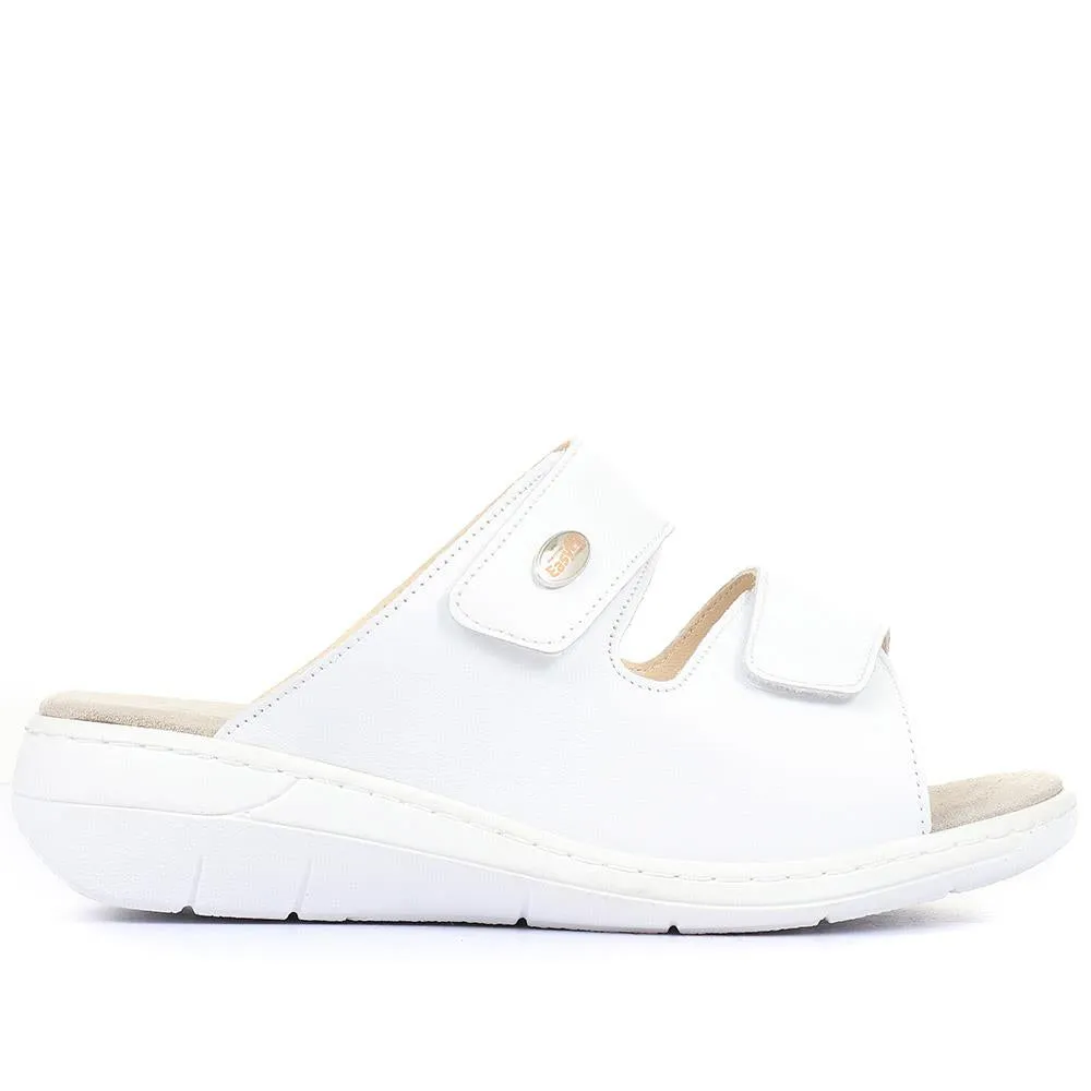 Extra Wide Fit Fully Adjustable Sandals - ADALINE / 320 183