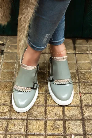 La 6ème Charlotte Monks in Ocean Grey