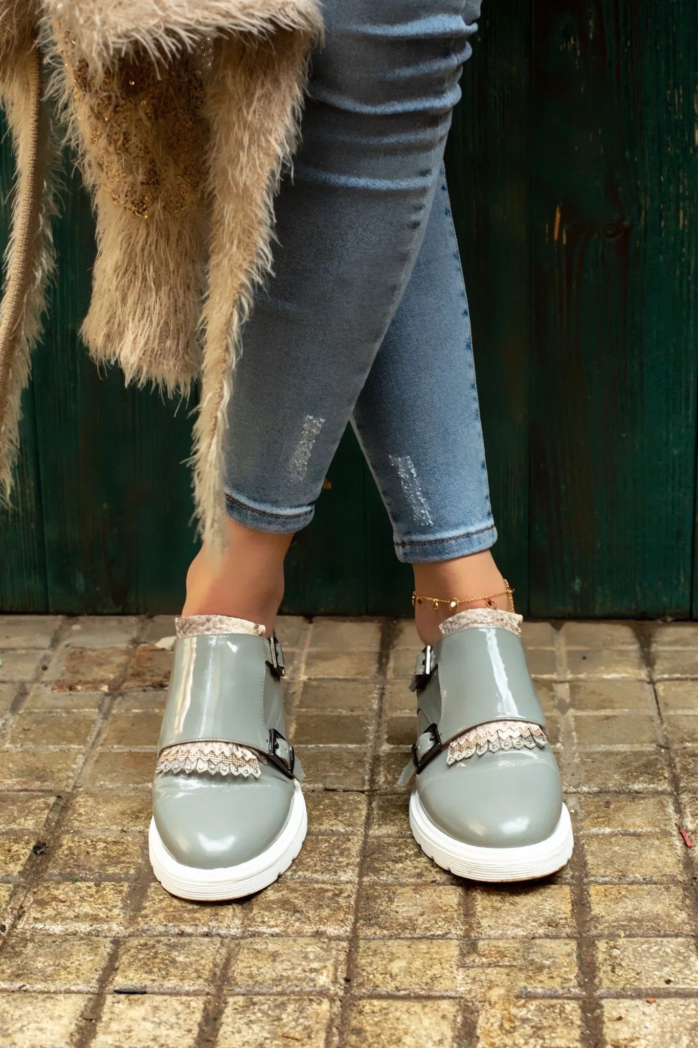 La 6ème Charlotte Monks in Ocean Grey