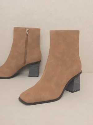 Rule the Fashion Scene Square Toe Ankle Boots