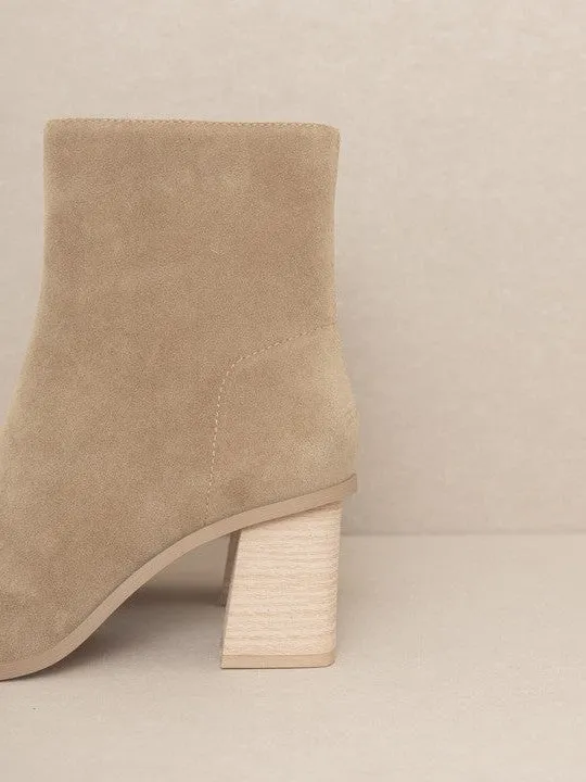 Rule the Fashion Scene Square Toe Ankle Boots