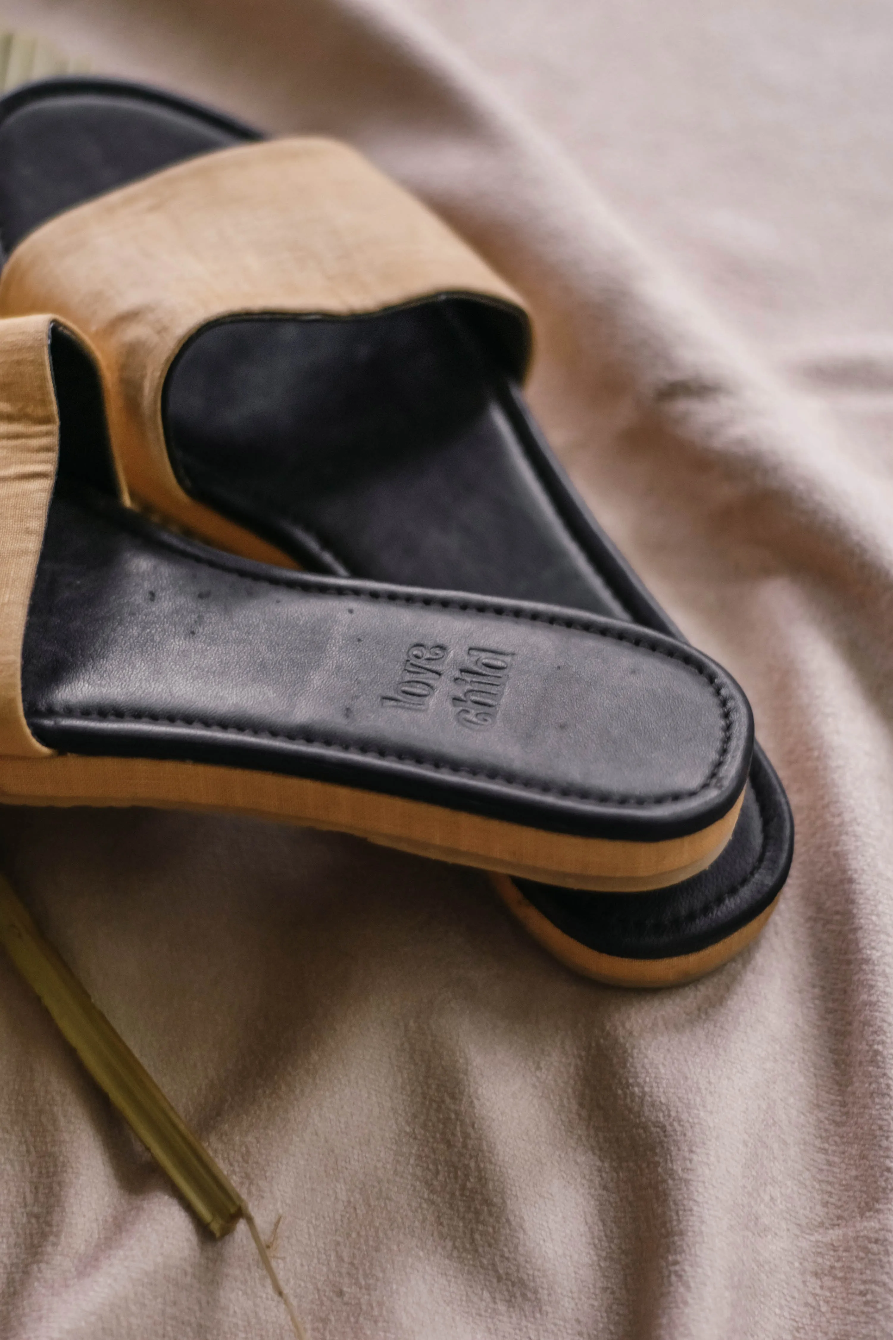 Slide / Sage SOLD OUT